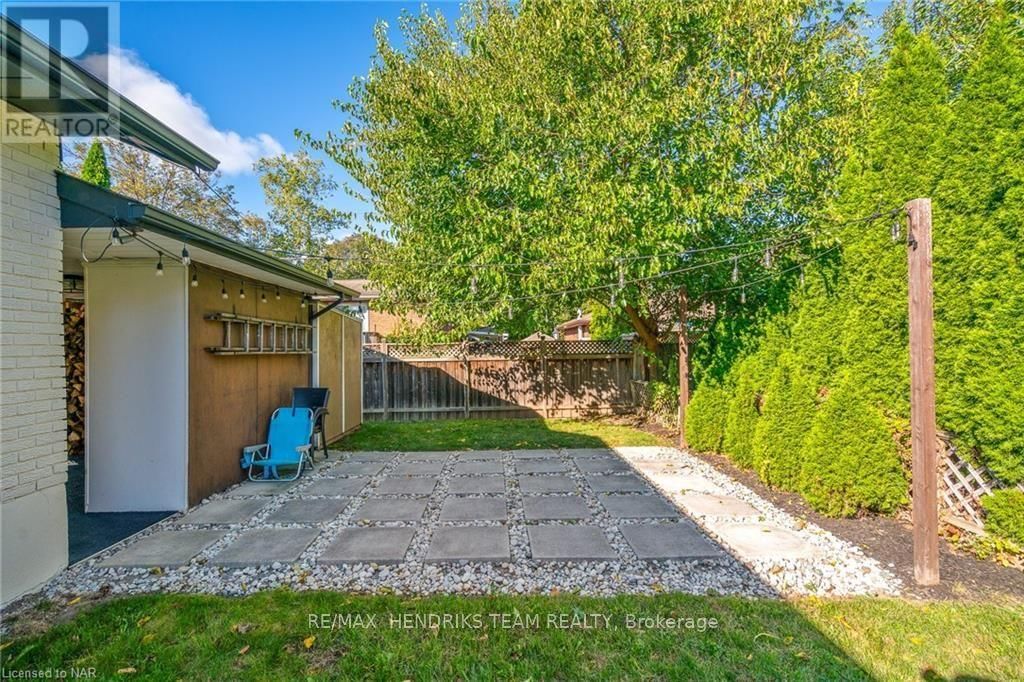 12 NORTHWOOD DRIVE Image 33