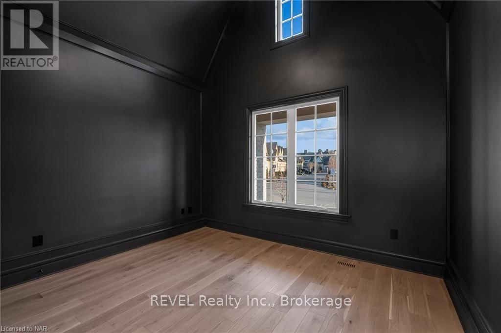 51 SHAWS LANE Image 11
