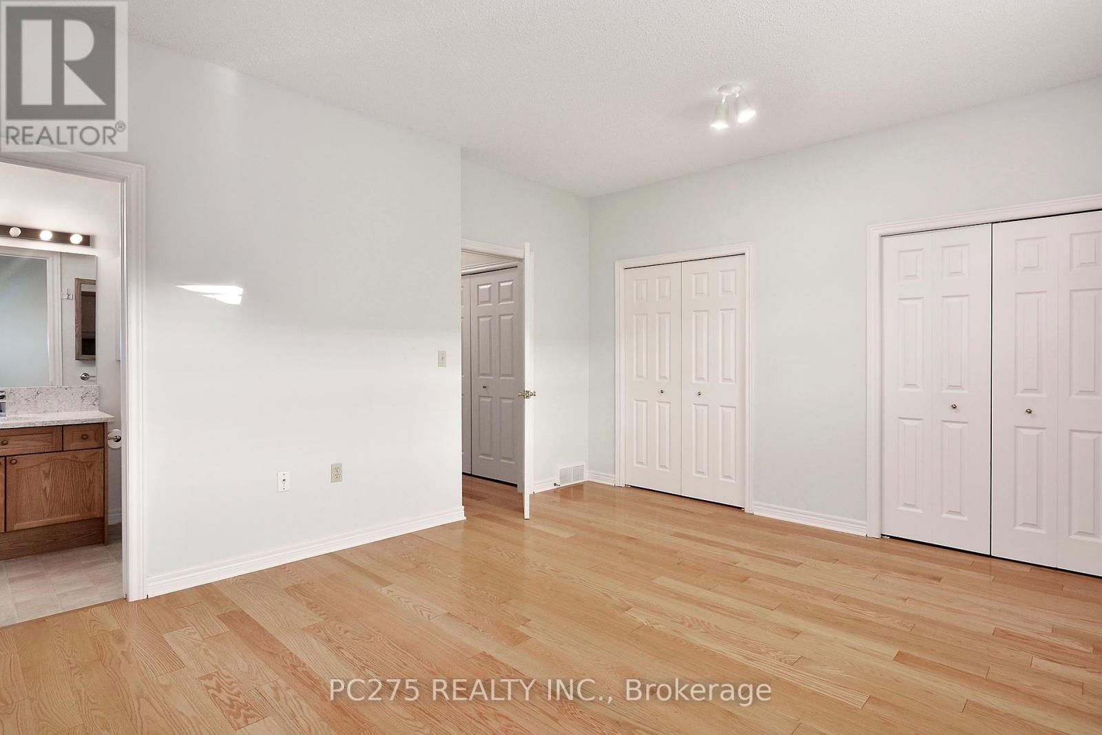 243 - 2025 MEADOWGATE BOULEVARD Image 14
