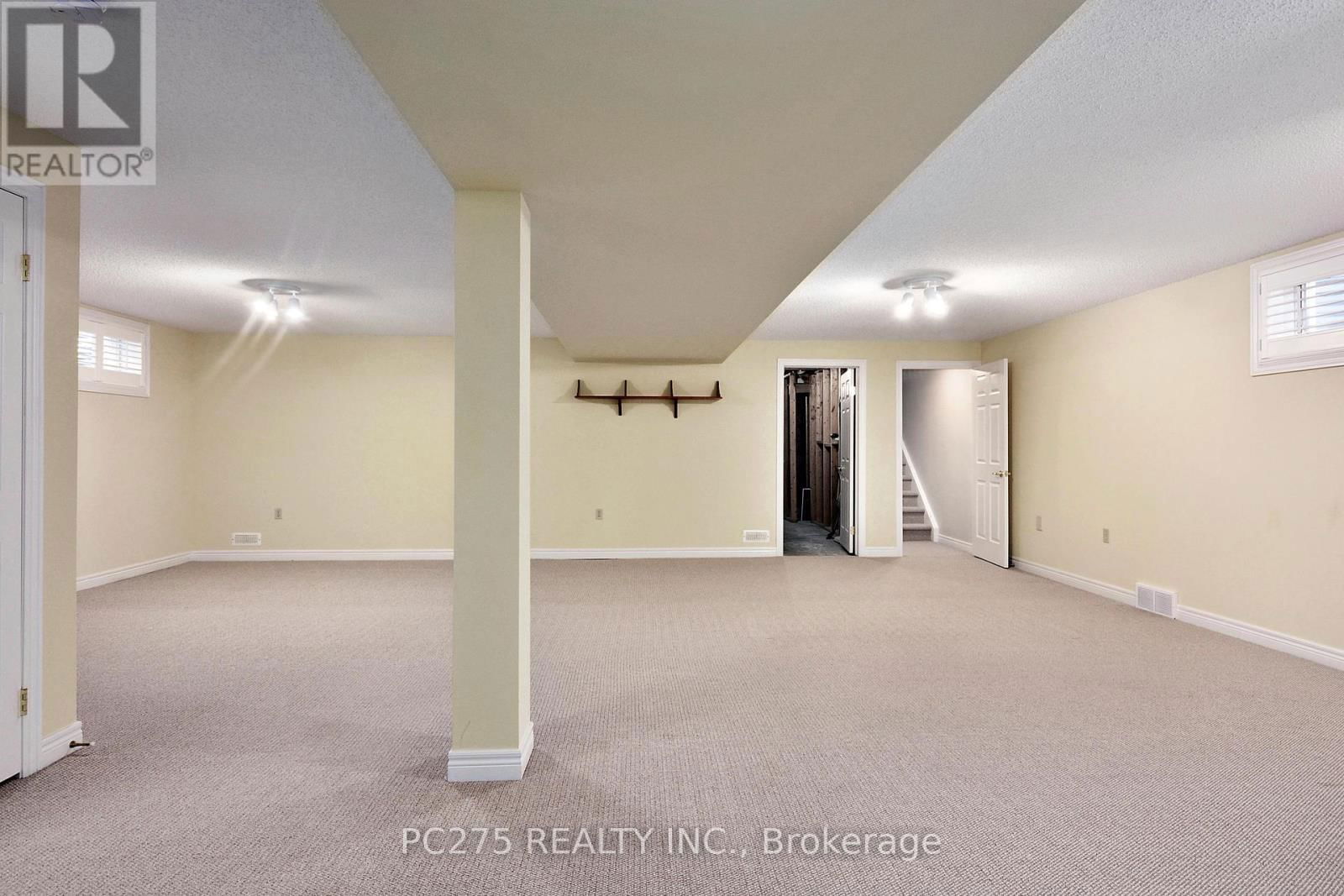 243 - 2025 MEADOWGATE BOULEVARD Image 22