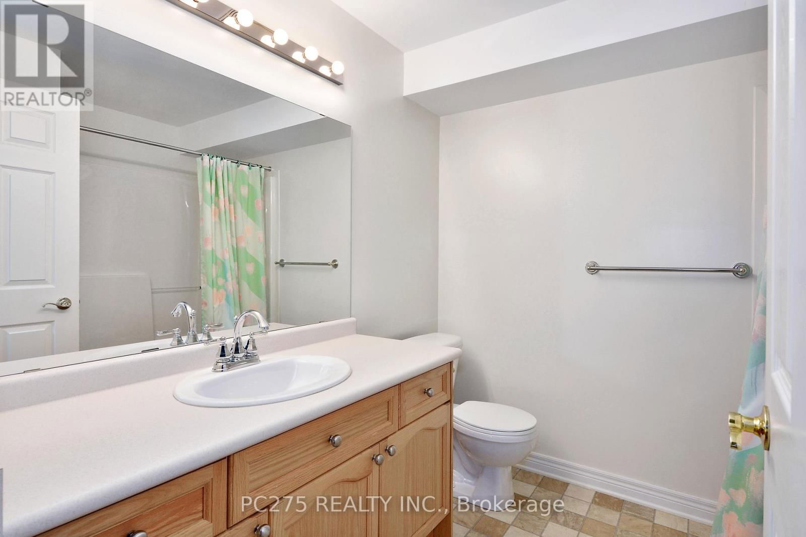 243 - 2025 MEADOWGATE BOULEVARD Image 25