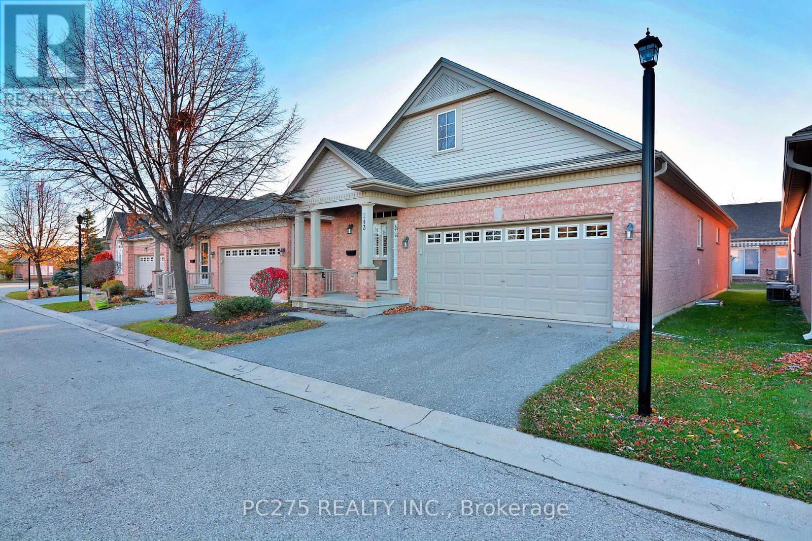 243 - 2025 MEADOWGATE BOULEVARD Image 3