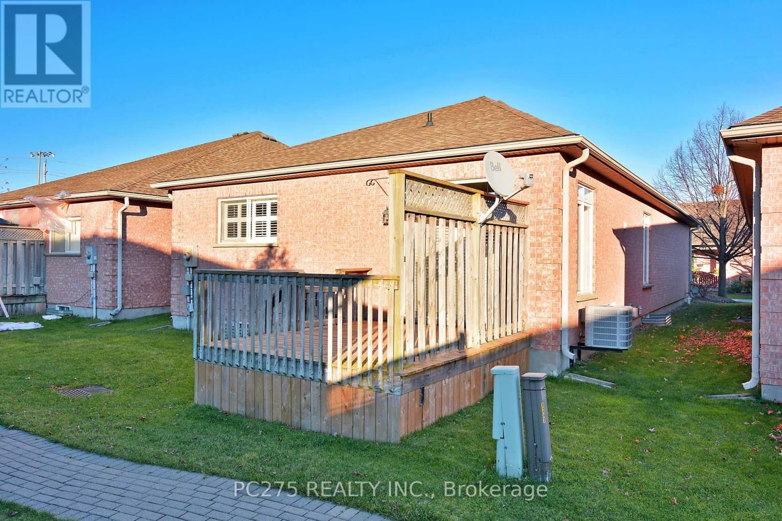 243 - 2025 MEADOWGATE BOULEVARD Image 30