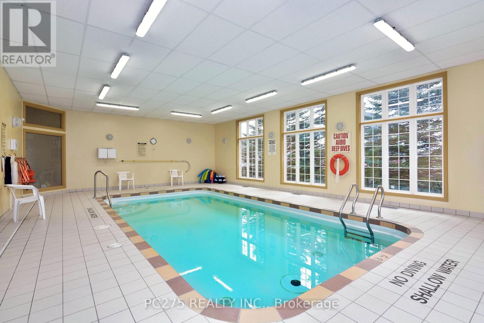 243 - 2025 MEADOWGATE BOULEVARD Image 34