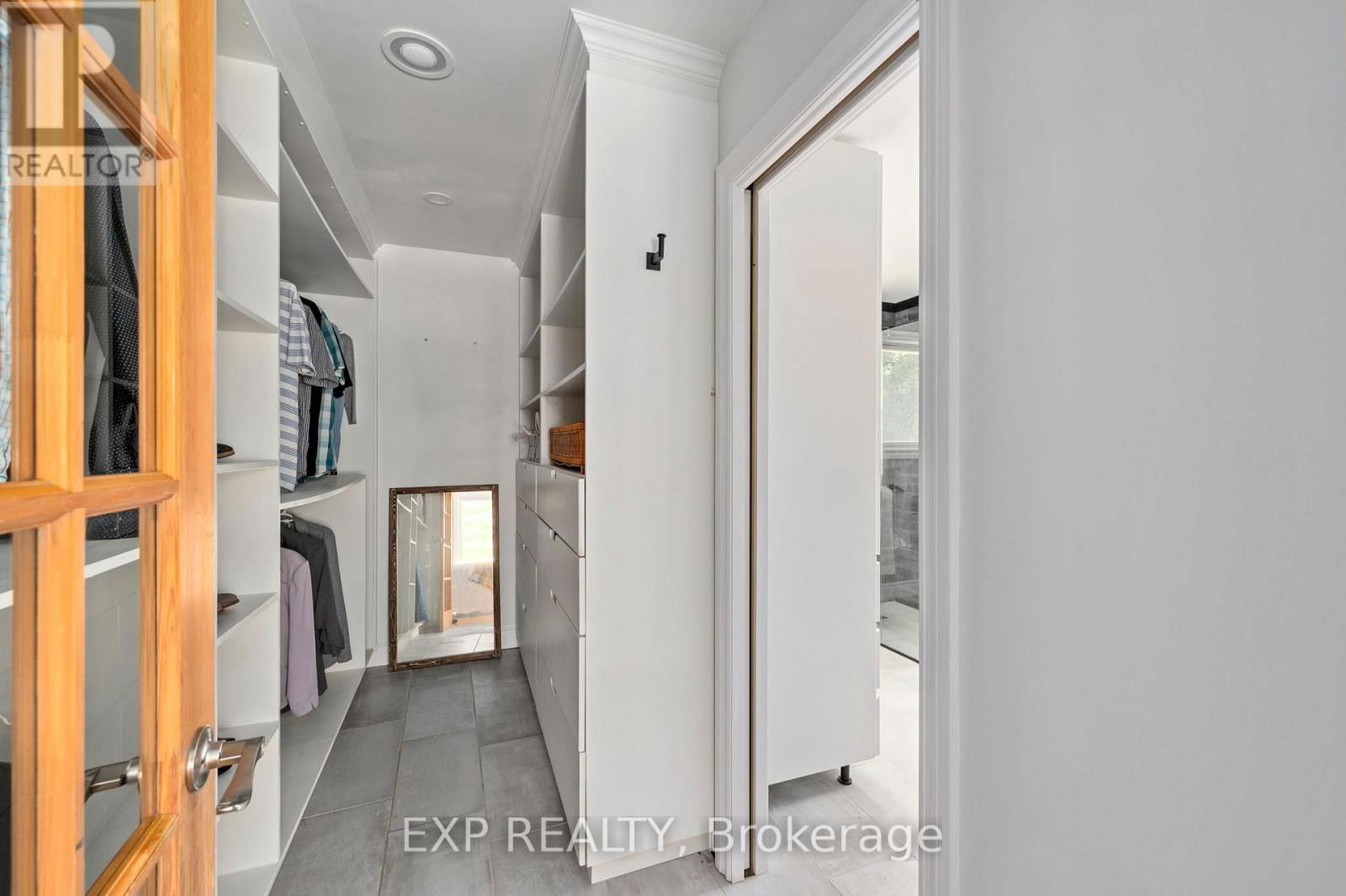 23243 MELBOURNE ROAD Image 16