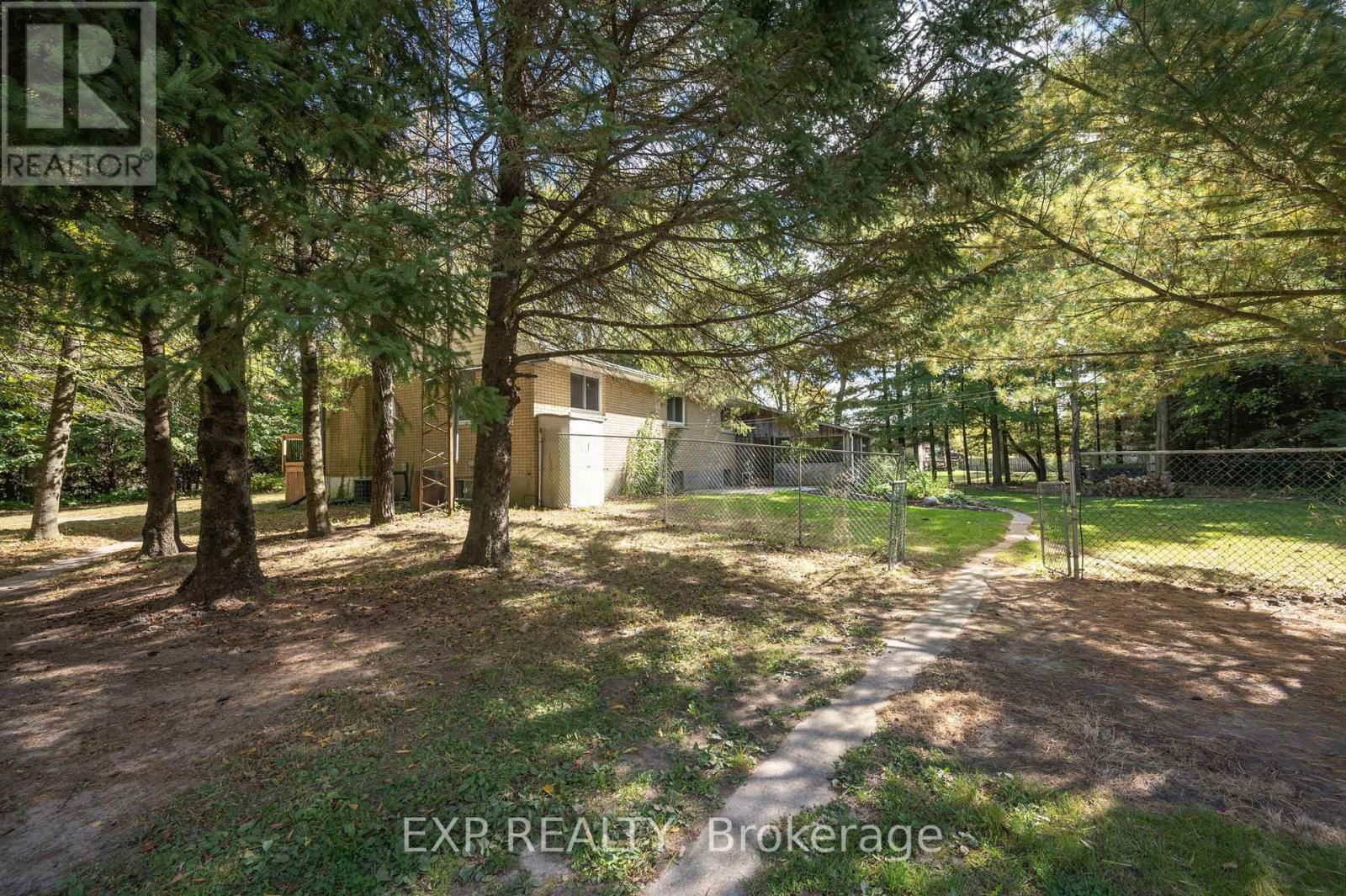 23243 MELBOURNE ROAD Image 33