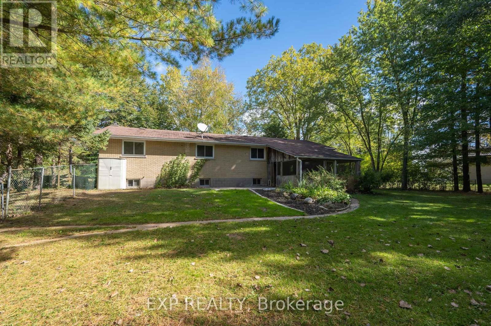 23243 MELBOURNE ROAD Image 34