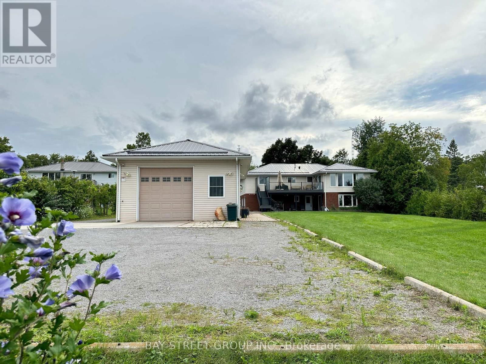 5173 RICE LAKE DRIVE N Image 33