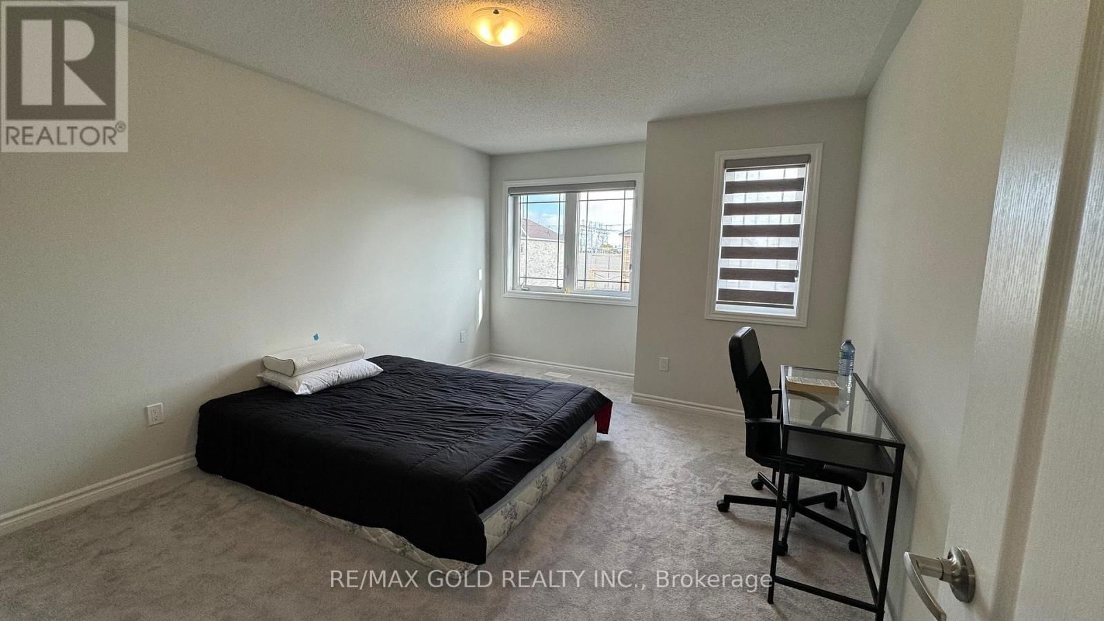 109 PALACE STREET Image 21