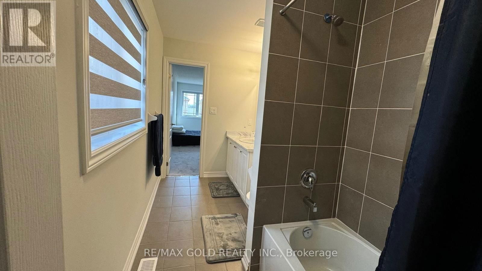 109 PALACE STREET Image 23