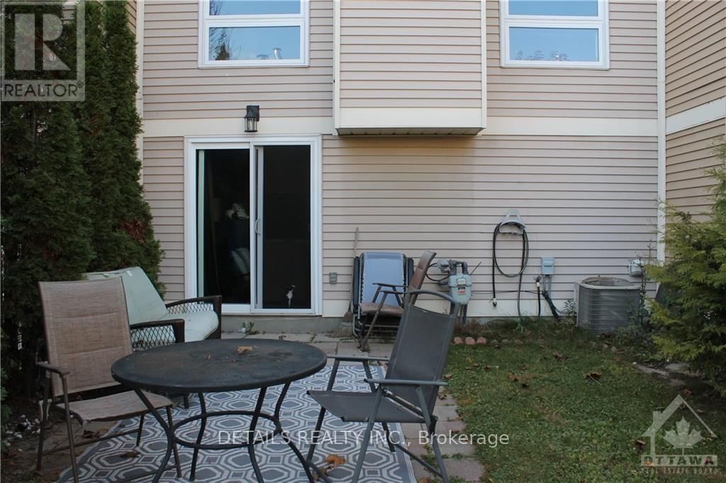 4E MAPLE RIDGE CRESCENT Image 27