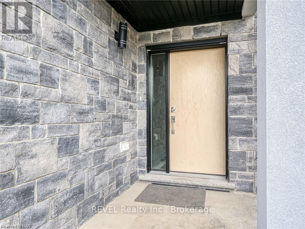 2911 LEMIEUX WALK Image 3