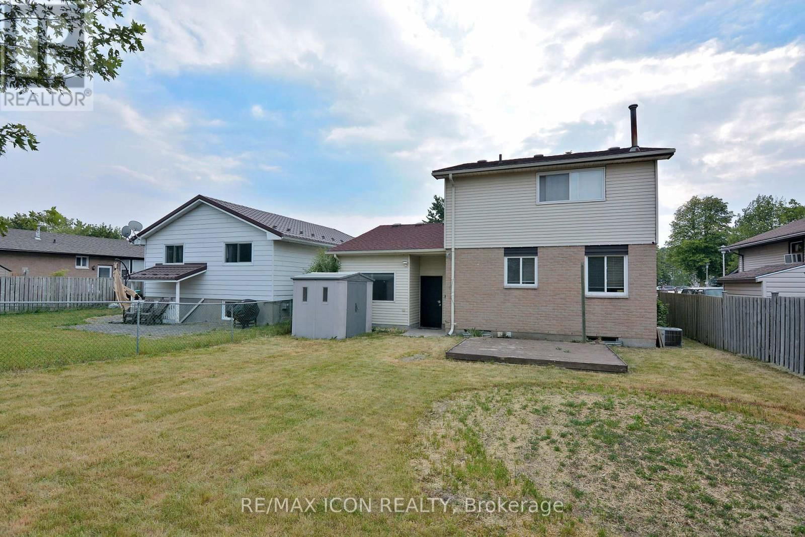 1470 ALDERSBROOK ROAD Image 31