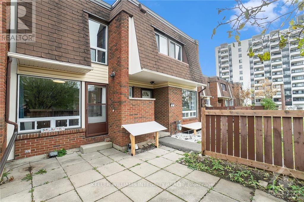 27 - 2939 FAIRLEA CRESCENT Image 25