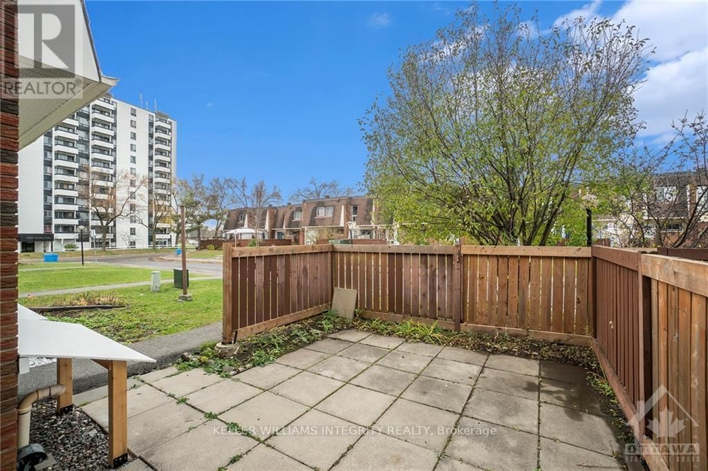 27 - 2939 FAIRLEA CRESCENT Image 26