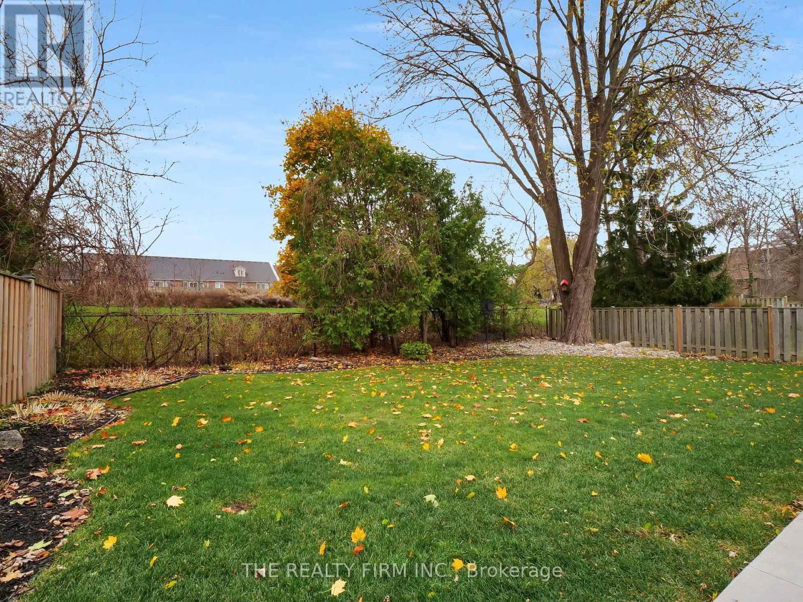 38 GUILDFORD COURT Image 6