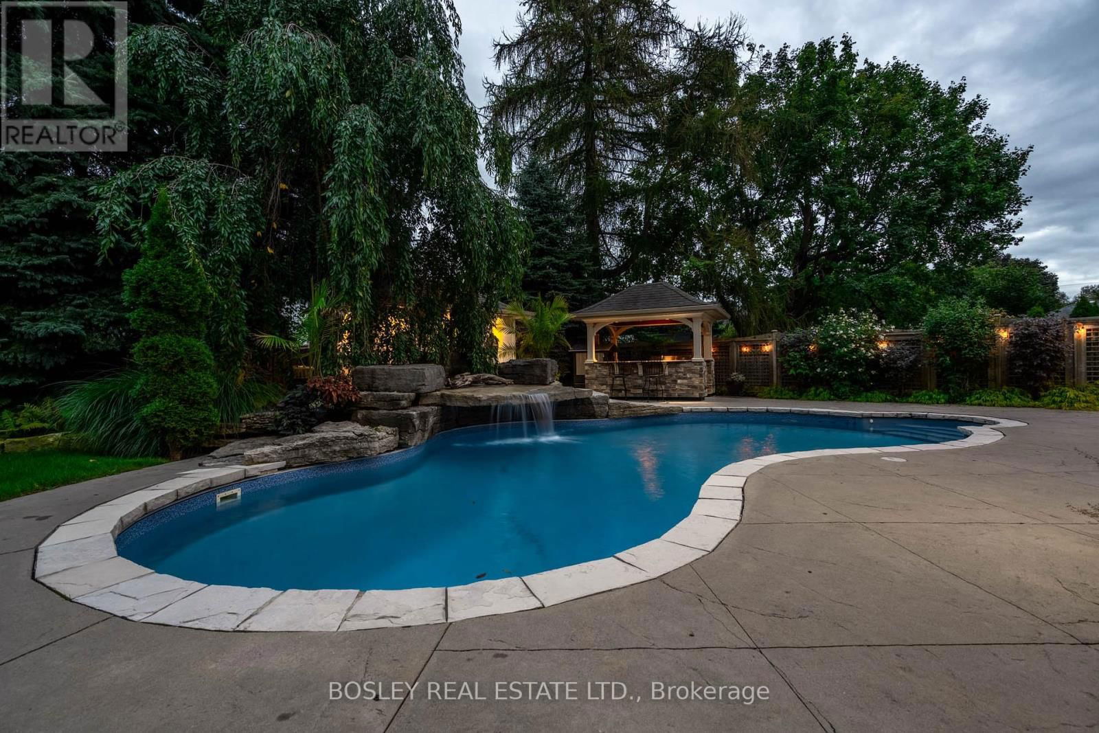 115 ROSEMARY LANE Image 37