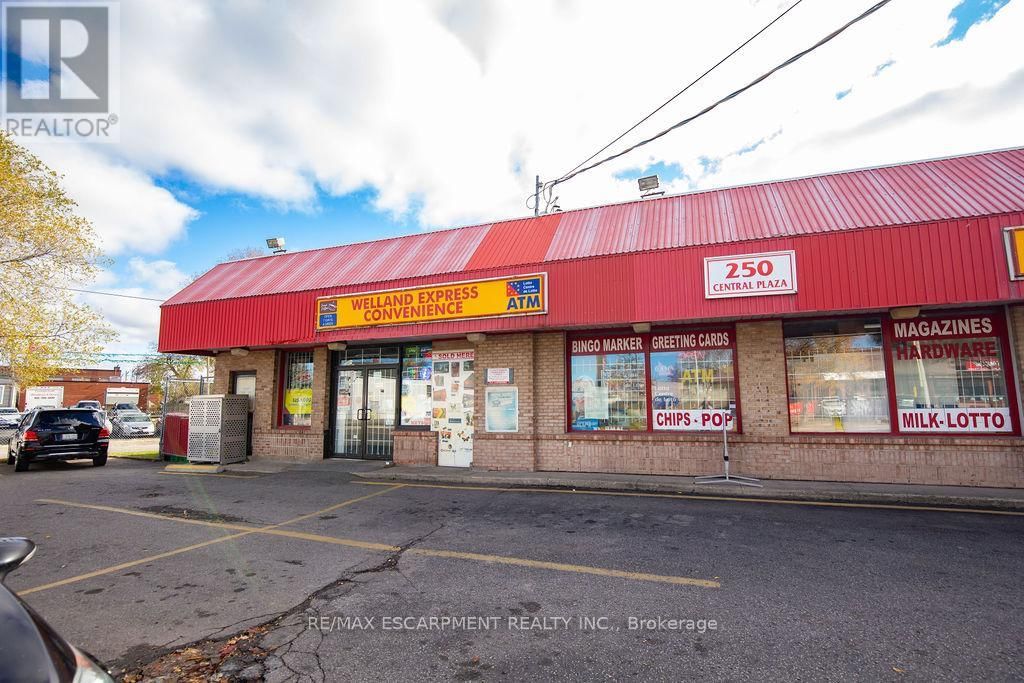 250 WELLAND AVENUE Image 17