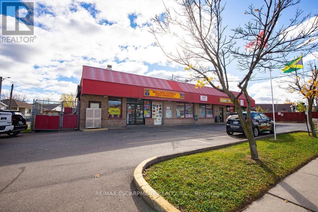 250 WELLAND AVENUE Image 4