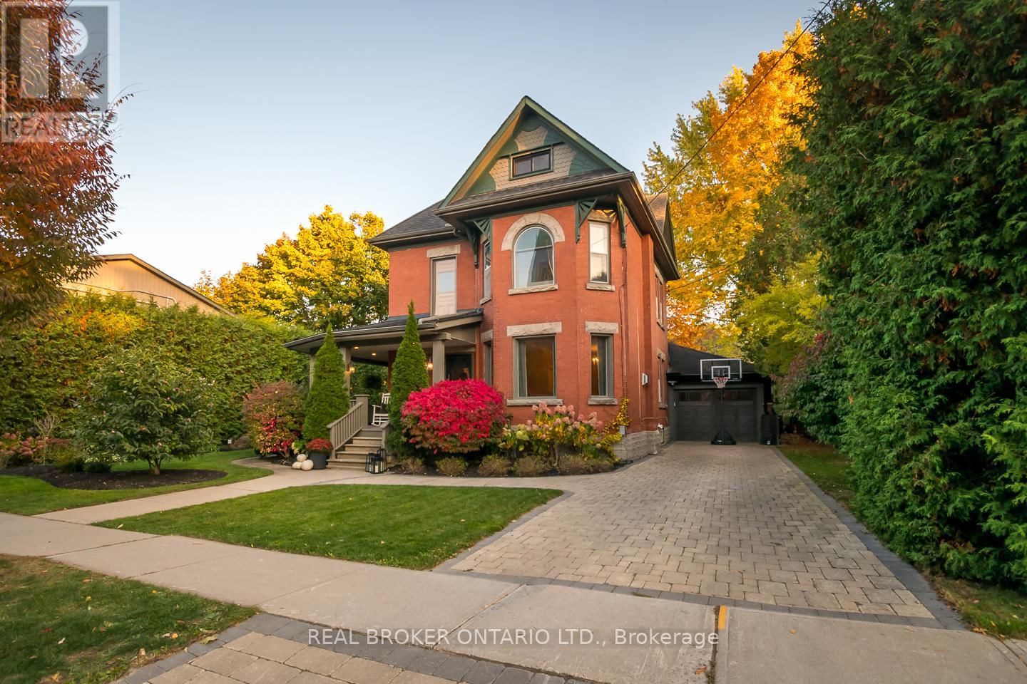 39 HENDERSON STREET Image 40