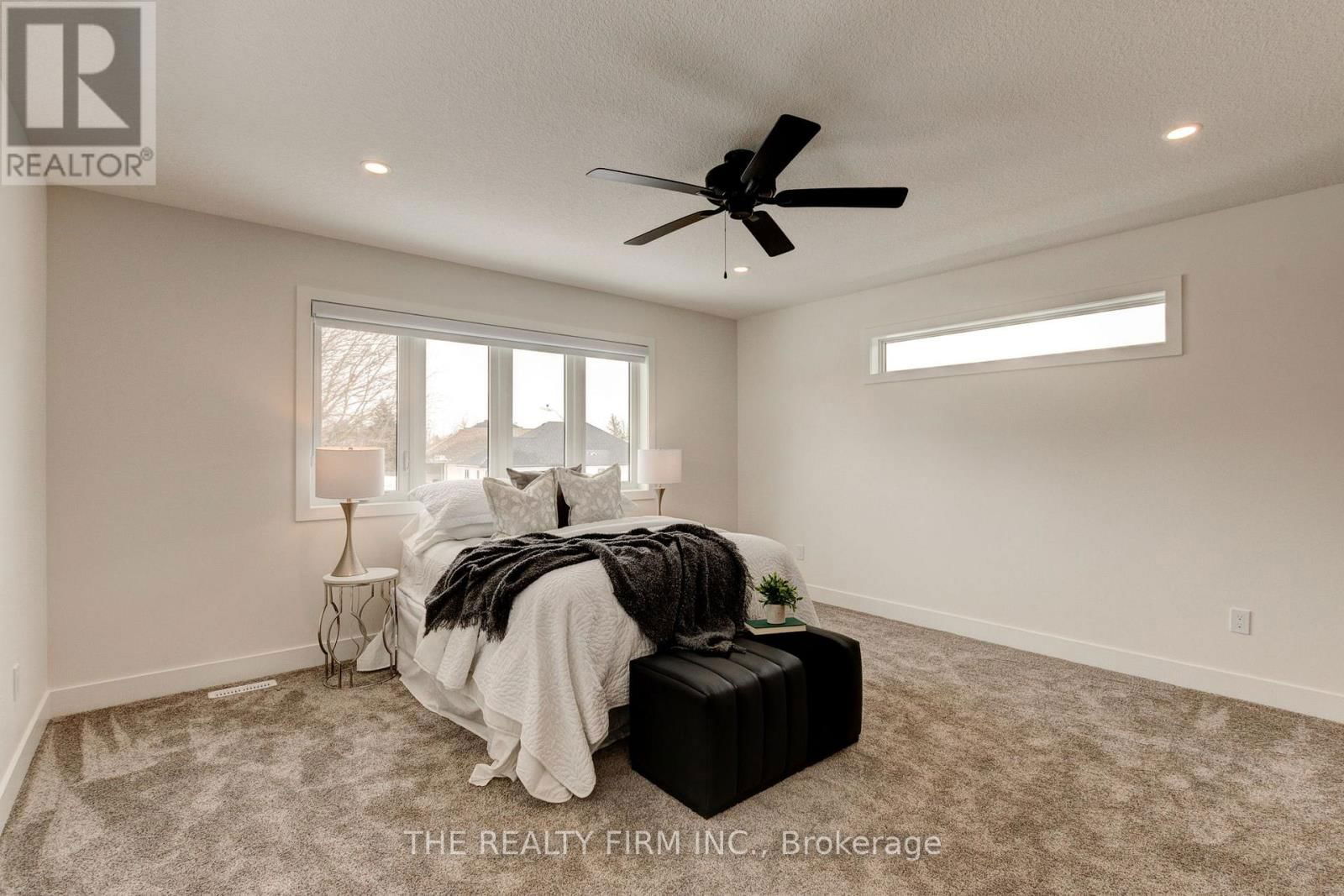 30 - 22701 ADELAIDE ROAD Image 17
