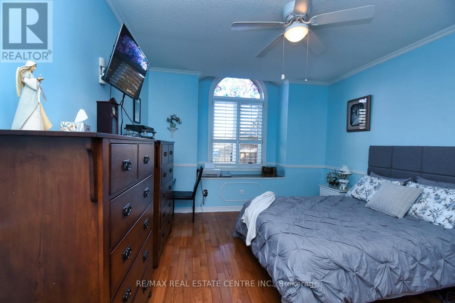39 TWENTY PLACE BOULEVARD Image 14