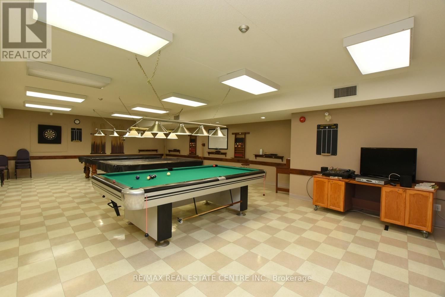 39 TWENTY PLACE BOULEVARD Image 34