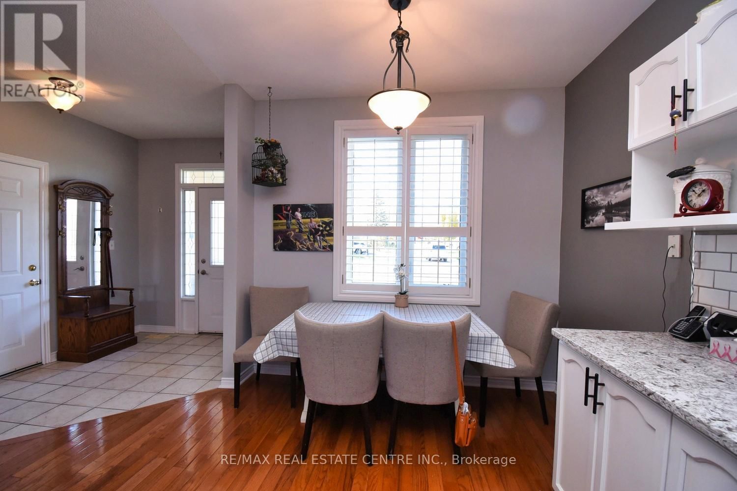 39 TWENTY PLACE BOULEVARD Image 9
