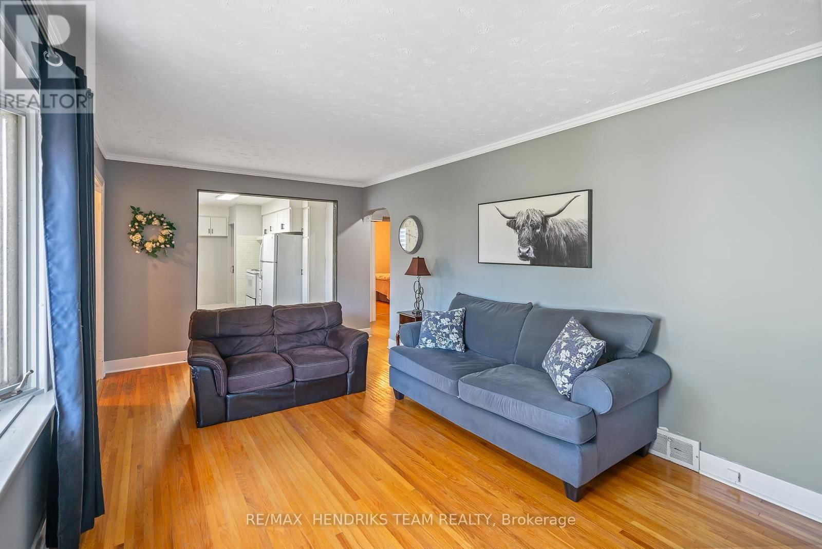 5508 HILLSDALE AVENUE Image 3