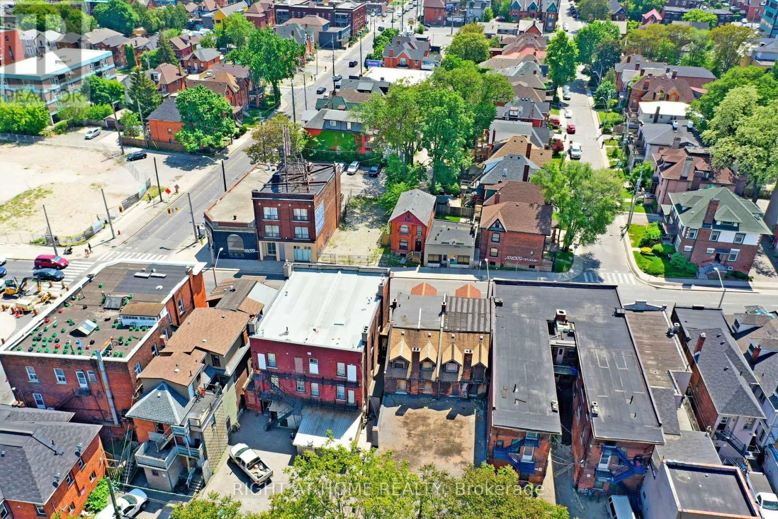 663 KING STREET EAST Image 15