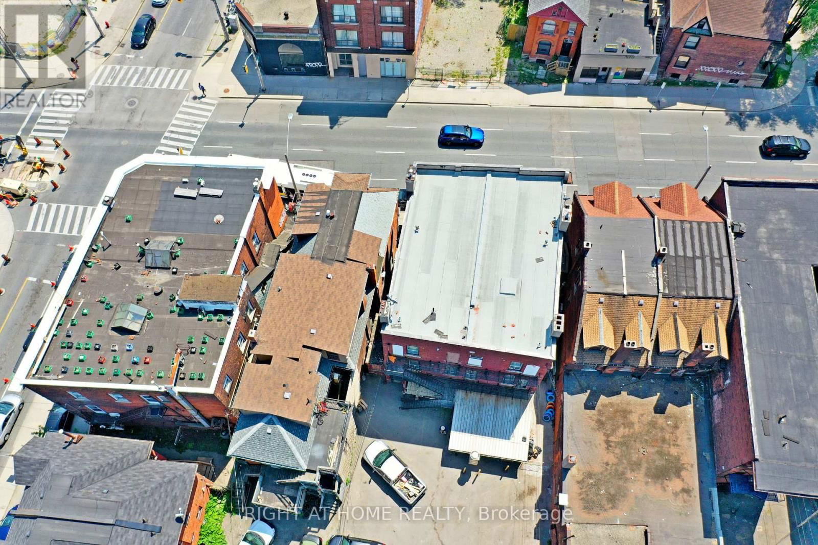 663 KING STREET EAST Image 16