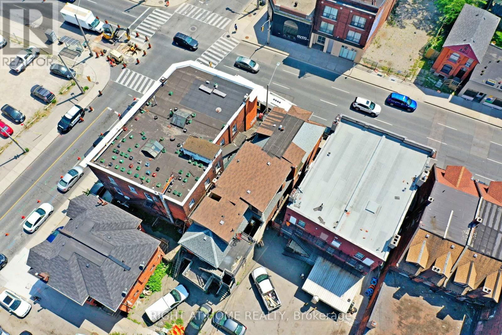 657 KING STREET E Image 6