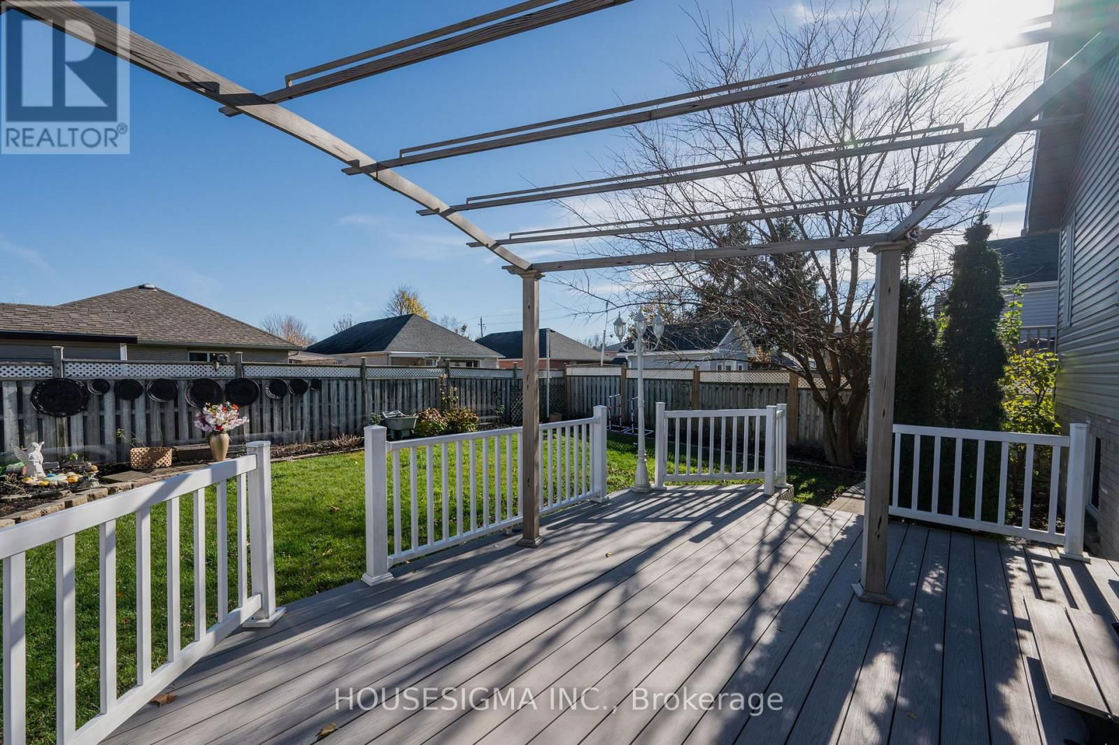 7 ROSETHORN COURT Image 30