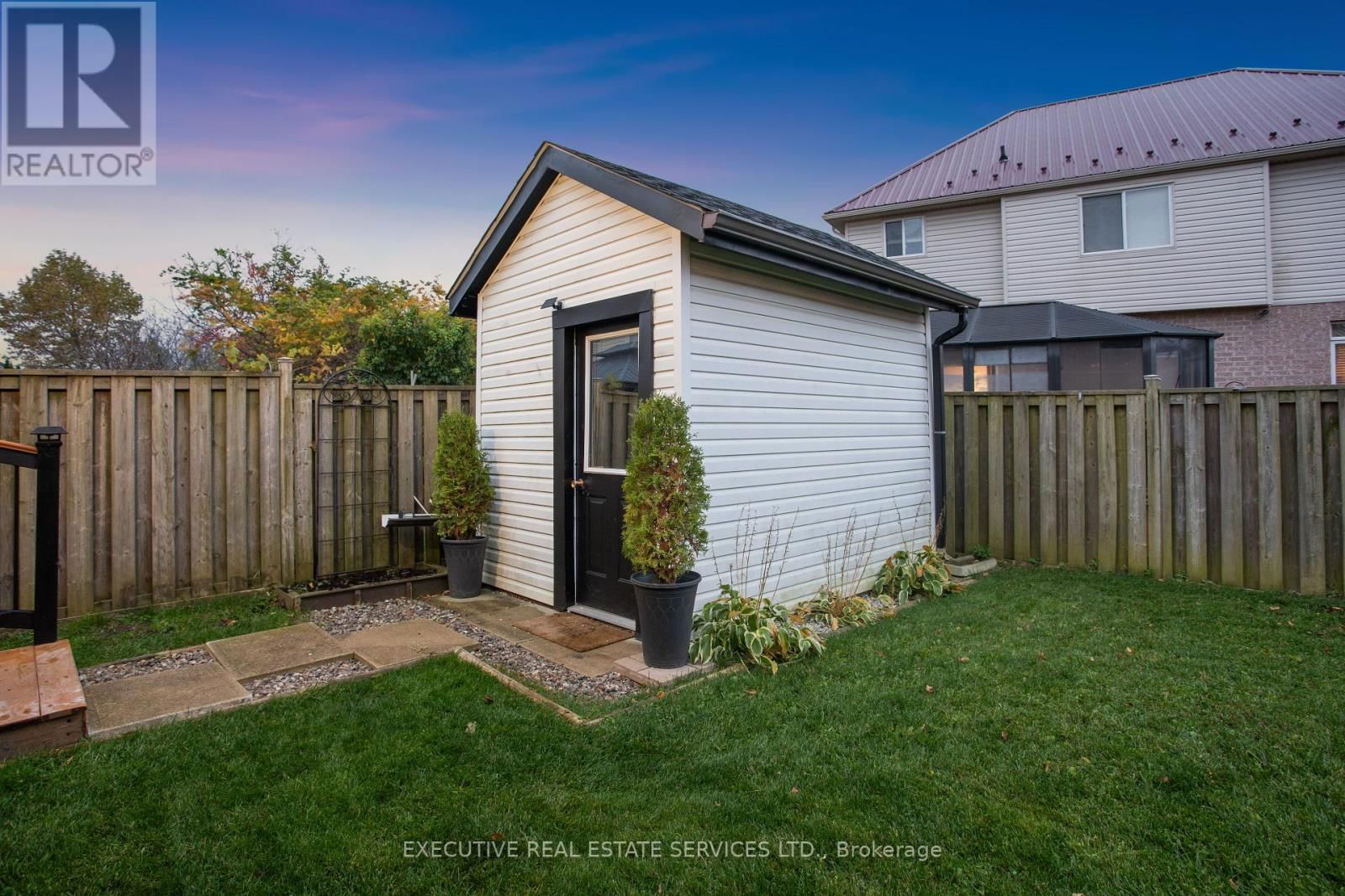 3070 MEADOWGATE BOULEVARD Image 7