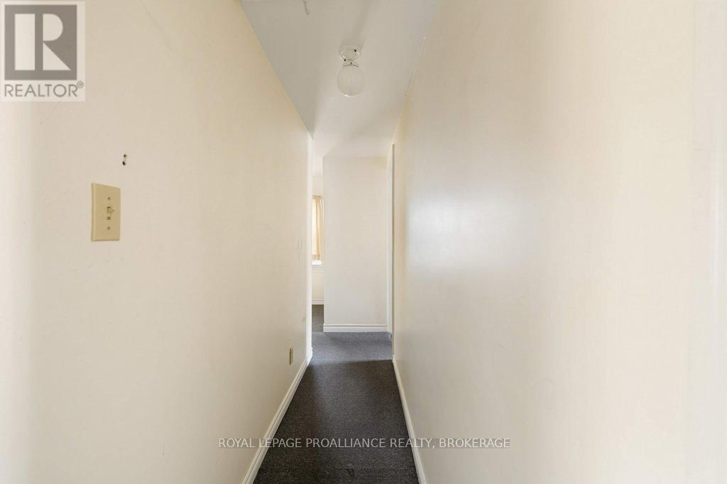 163 BAGOT STREET Image 20