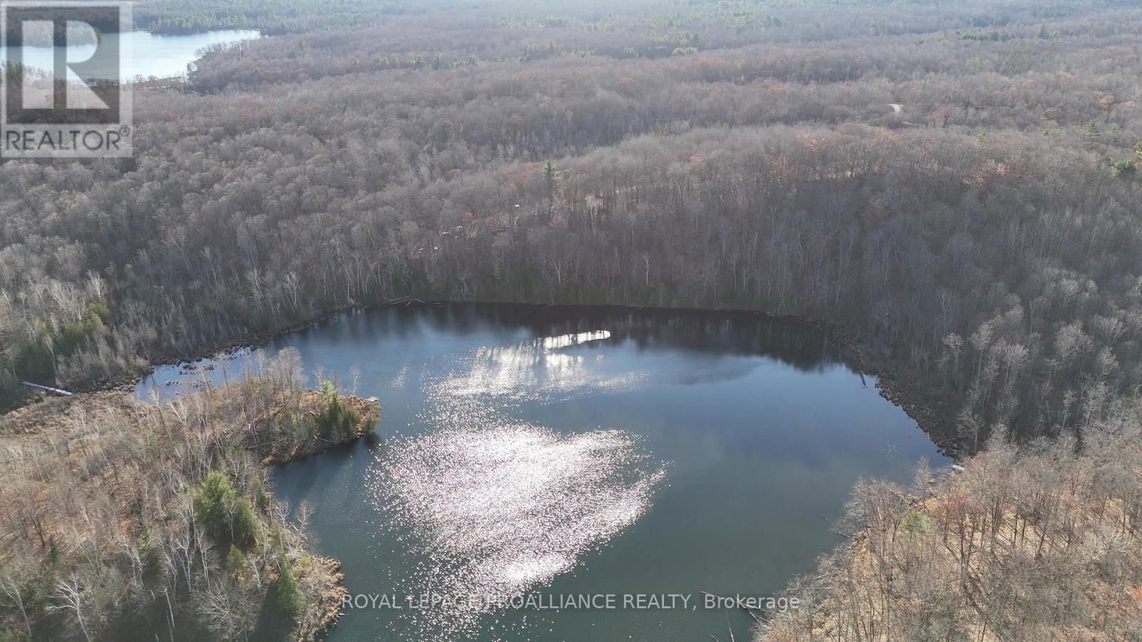1098 TWIN SISTERS LAKE ROAD NORTH Image 10