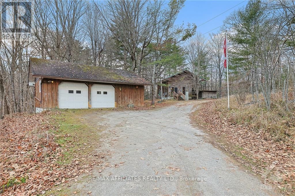 593 SUGARBUSH WAY Image 22