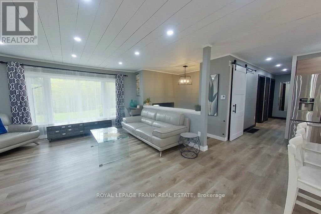 4053 COUNTY RD 36 Image 12