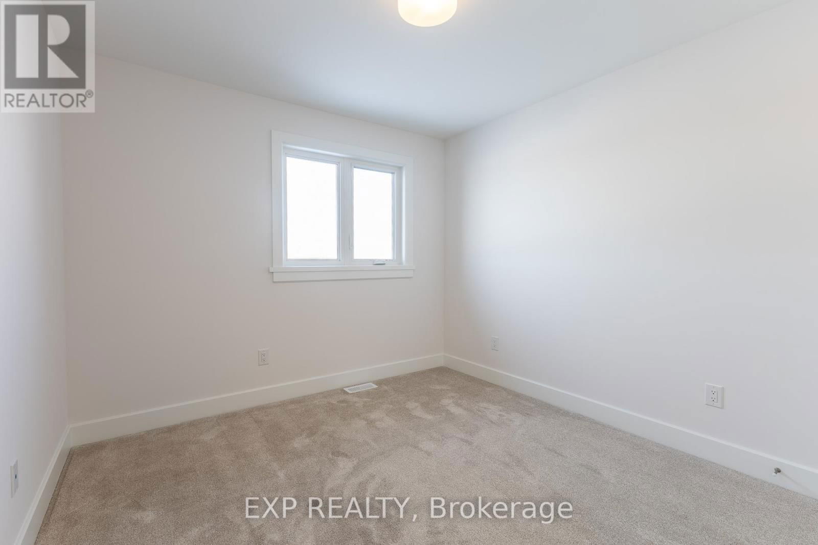 175 CRAIG DUNCAN TERRACE Image 21