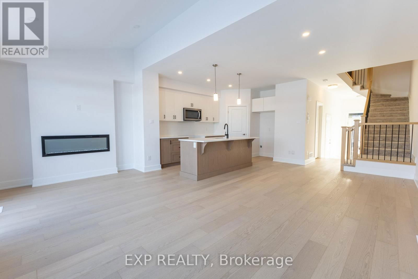 175 CRAIG DUNCAN TERRACE Image 9
