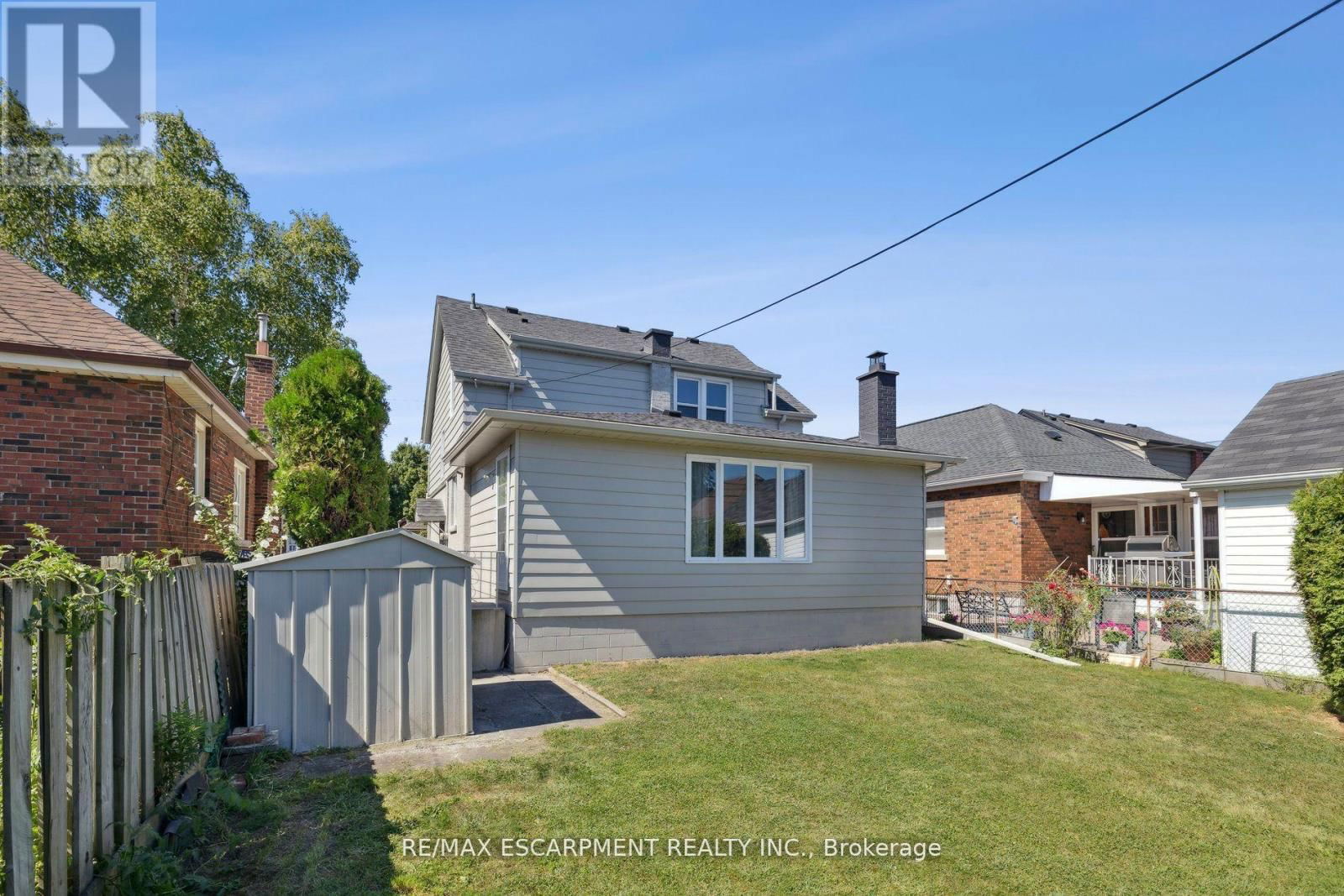 147 GARSIDE AVENUE S Image 38