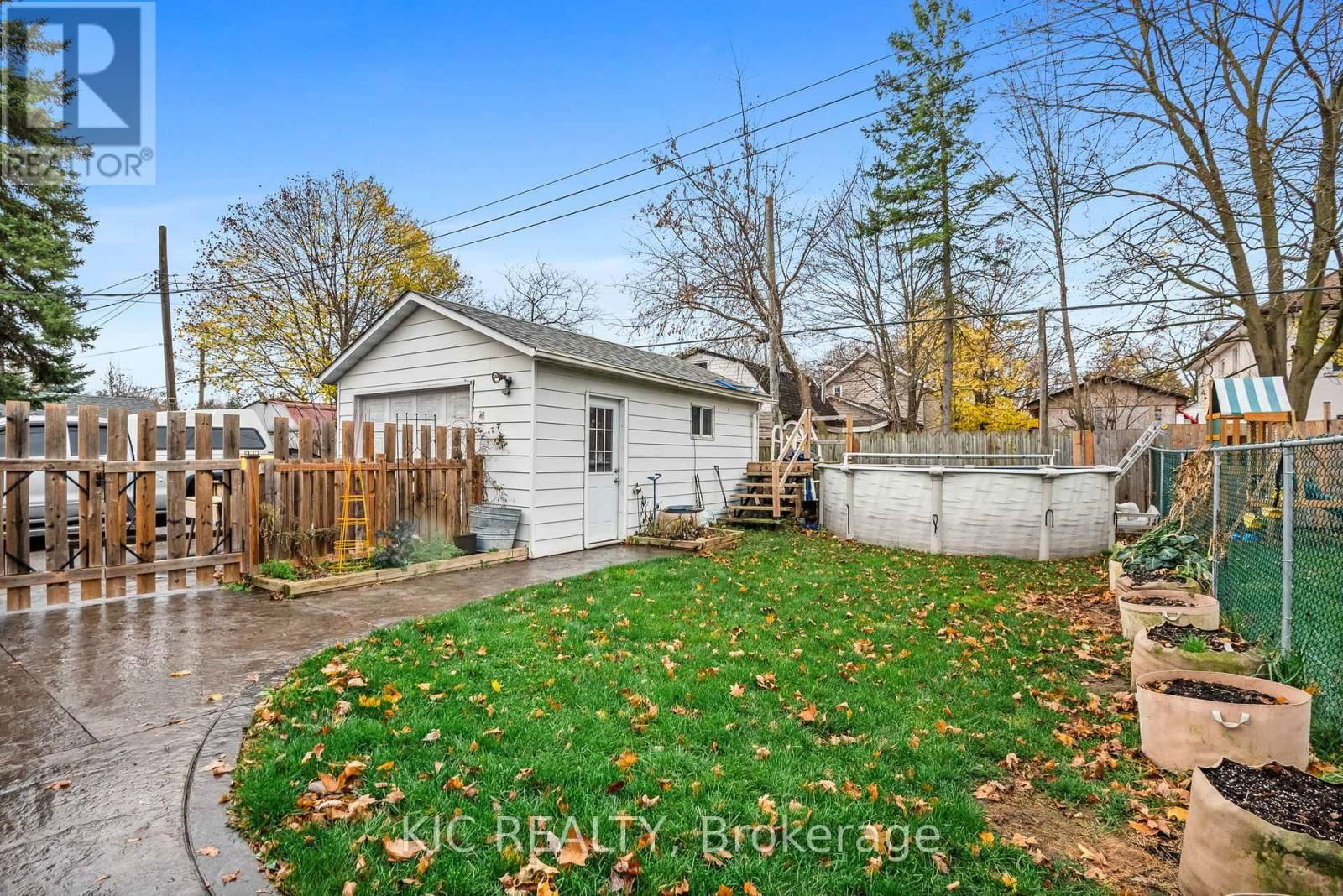 245 WOODBINE AVENUE Image 35