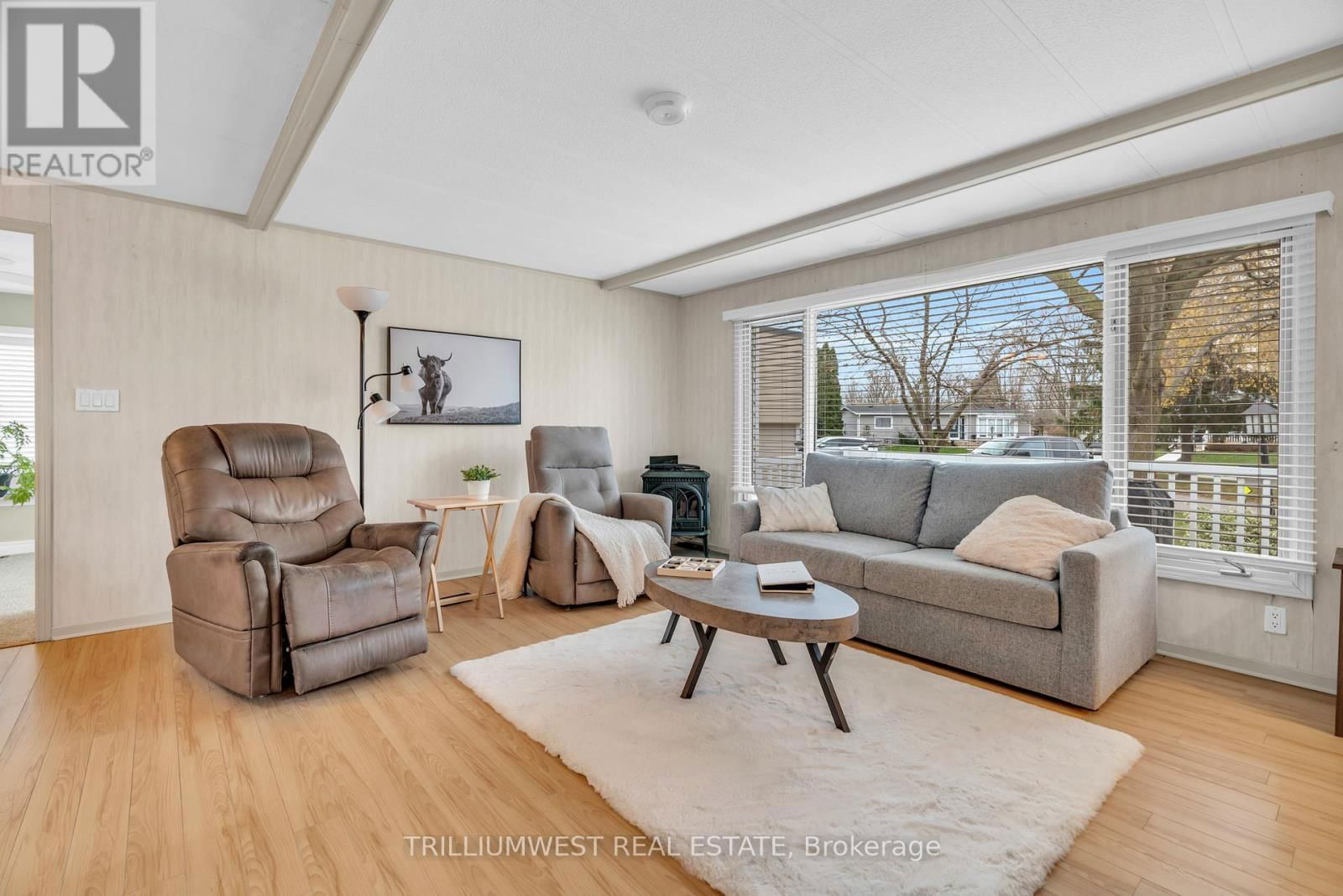 157 MISSISSAUGA PLACE Image 13