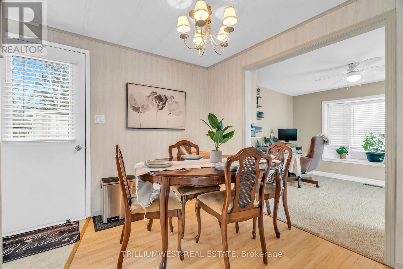 157 MISSISSAUGA PLACE Image 14