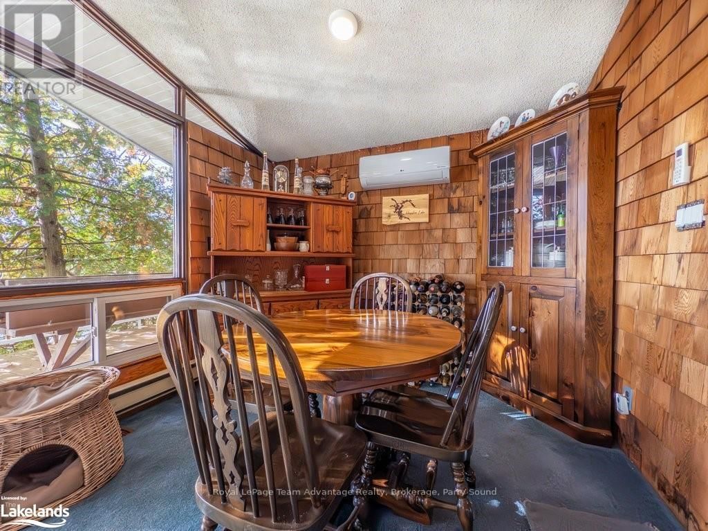 399 HORSESHOE Image 15