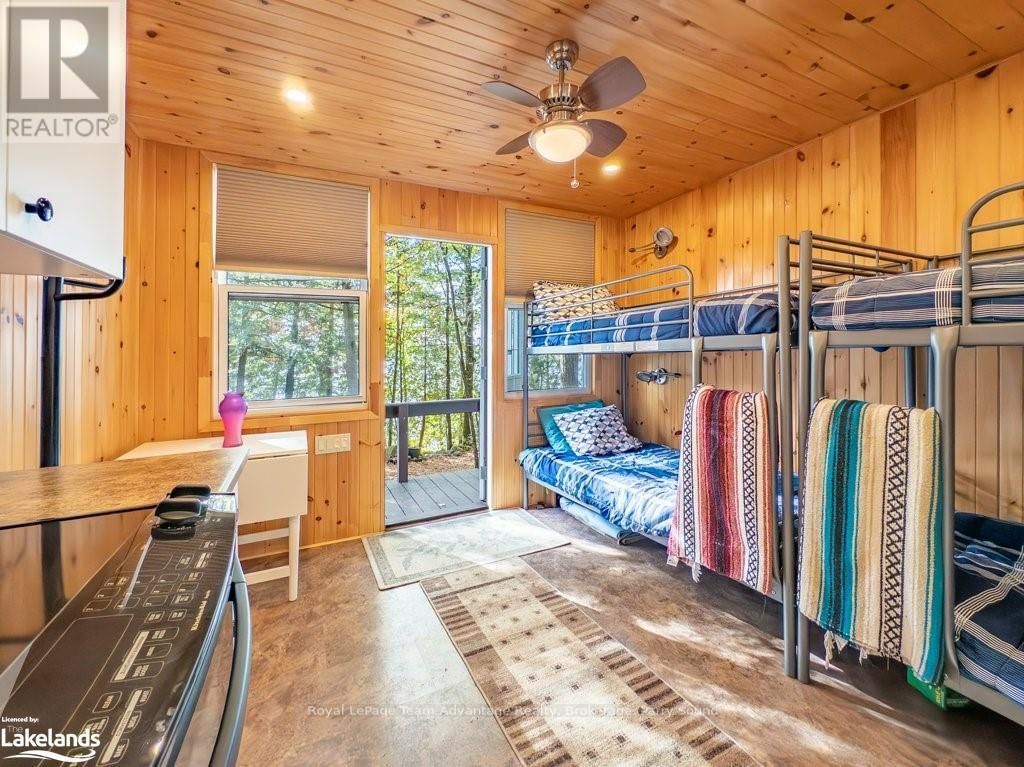 399 HORSESHOE Image 31