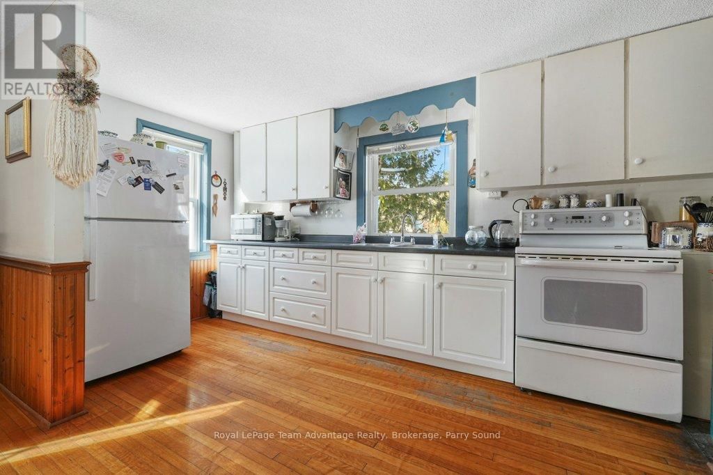 27 BURNSIDE BRIDGE ROAD Image 16