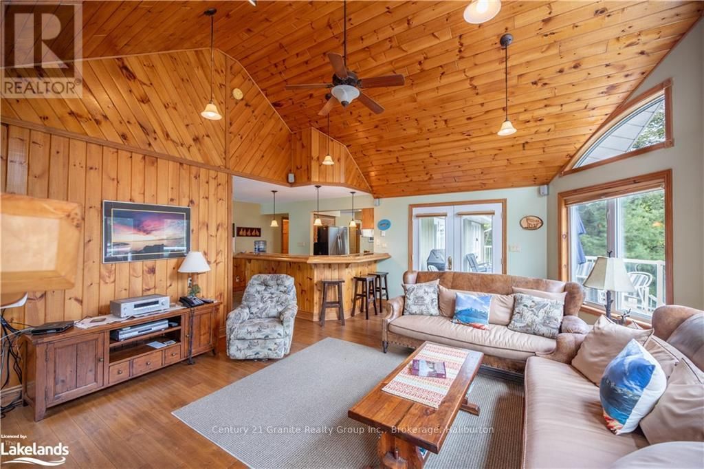 1016 PEGG DRIVE Image 11