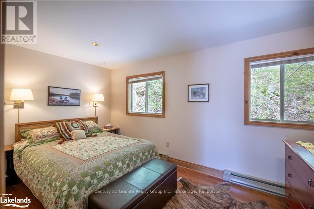 1016 PEGG DRIVE Image 19