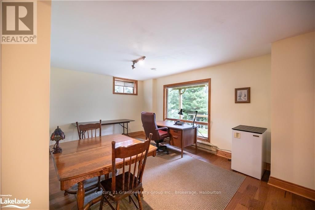 1016 PEGG DRIVE Image 28